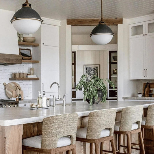 6 Quick and Easy Tips to Modernize Your Interior